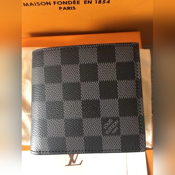 Louis Vuitton Slender Wallet - Picture 1 of 12